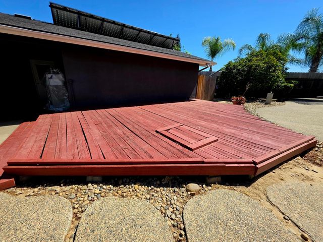2214 Holt Avenue, Sanger, CA 93657