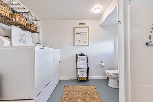 4230 Spanish Main, Jamaica Beach, TX 77554