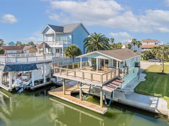 4230 Spanish Main, Jamaica Beach, TX 77554