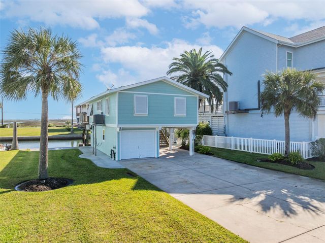 4230 Spanish Main, Jamaica Beach, TX 77554
