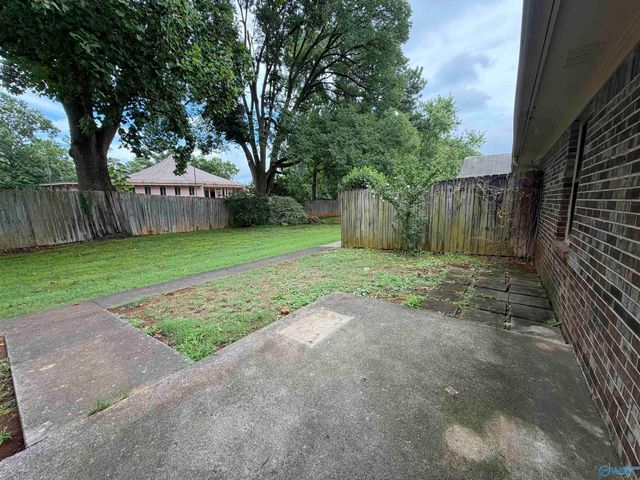 8147 Oldfield Road 2, Huntsville, AL 35802