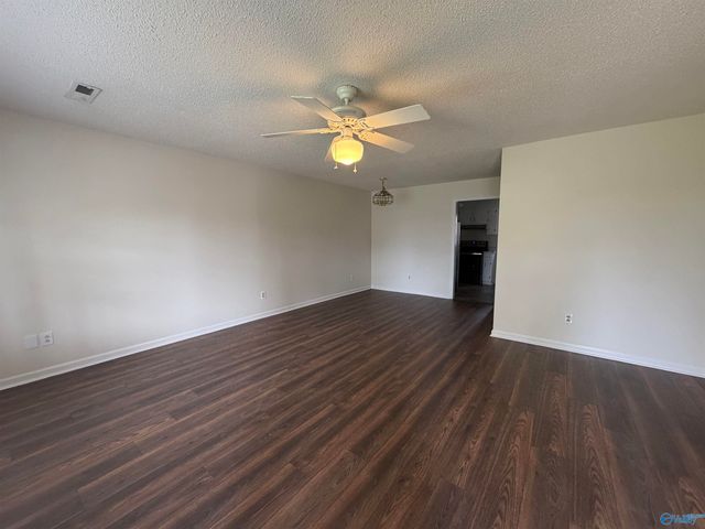 8147 Oldfield Road 2, Huntsville, AL 35802
