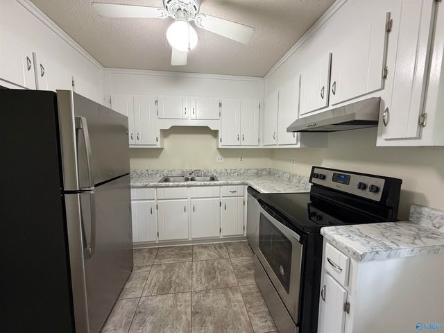 8147 Oldfield Road 2, Huntsville, AL 35802