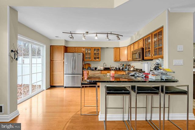 305 TUXFORD CT, Pennington, NJ 08534