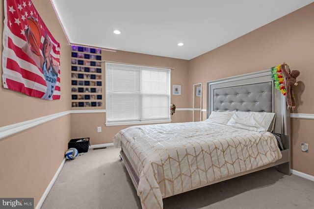 305 TUXFORD CT, Pennington, NJ 08534