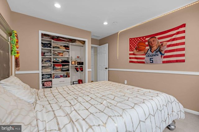 305 TUXFORD CT, Pennington, NJ 08534
