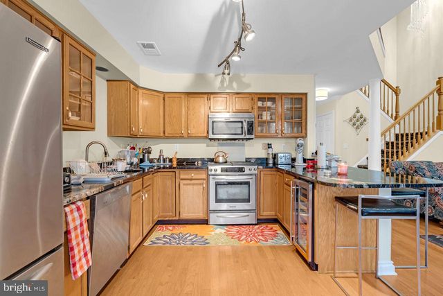 305 TUXFORD CT, Pennington, NJ 08534
