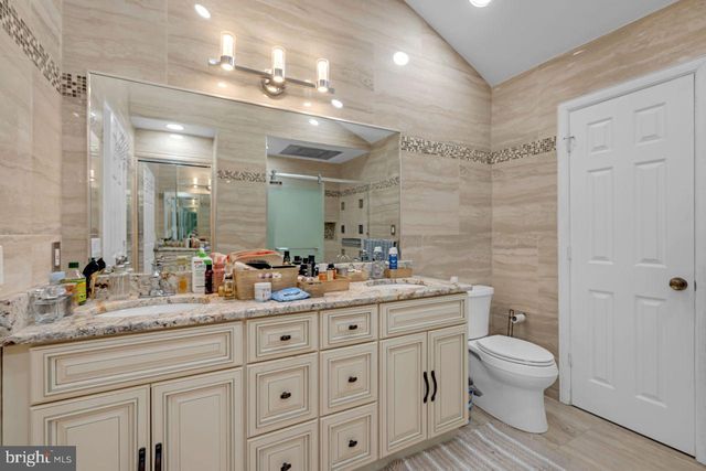 305 TUXFORD CT, Pennington, NJ 08534