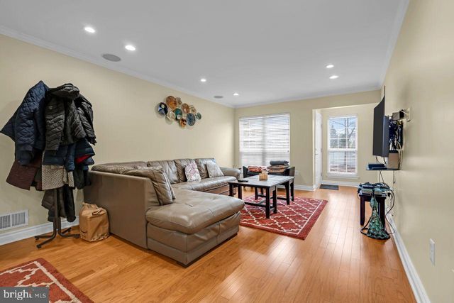 305 TUXFORD CT, Pennington, NJ 08534