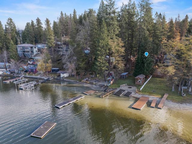 13907 N East Newman Lake Dr, Newman Lake, WA 99025