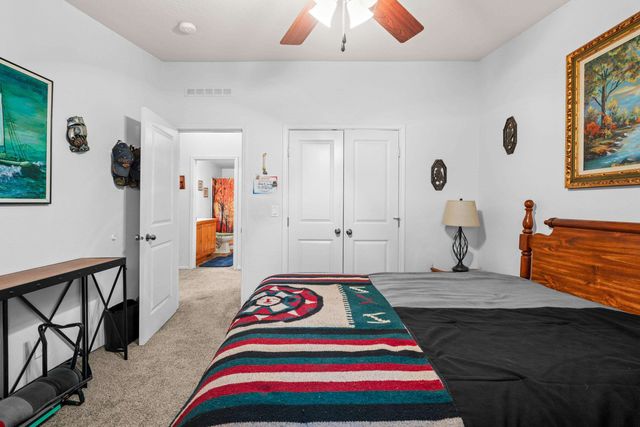 13907 N East Newman Lake Dr, Newman Lake, WA 99025