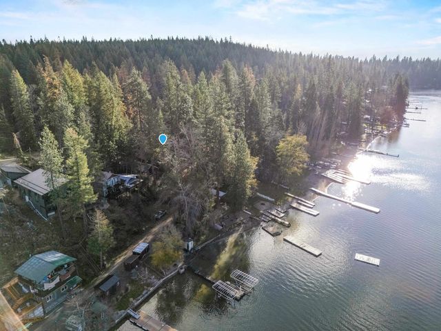 13907 N East Newman Lake Dr, Newman Lake, WA 99025