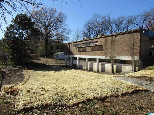 3060 ENSLEY AVENUE, Birmingham, AL 35208