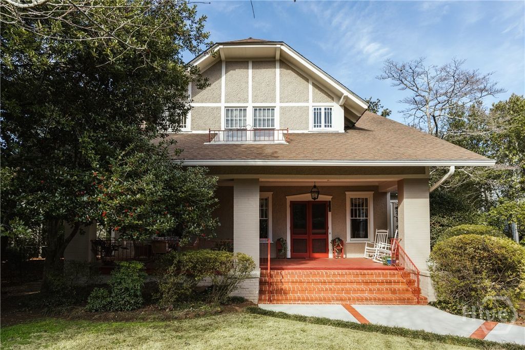 Image 1 of property listing at 362 W Cloverhurst Avenue, Athens, GA 30606