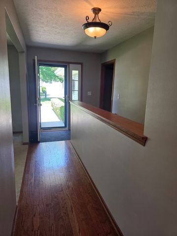 6651 Sonoma Road, Rockford, IL 61114