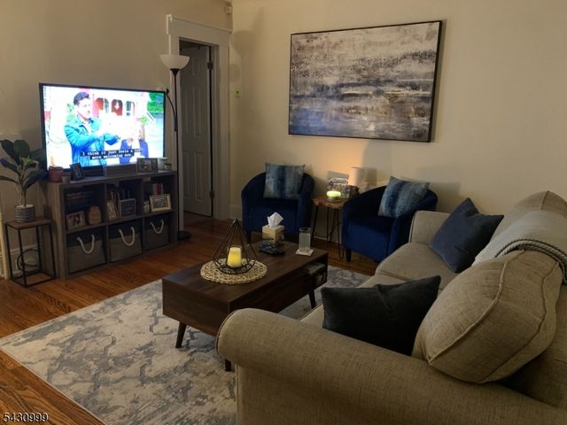 37 Broad St, Flemington Boro, NJ 08822