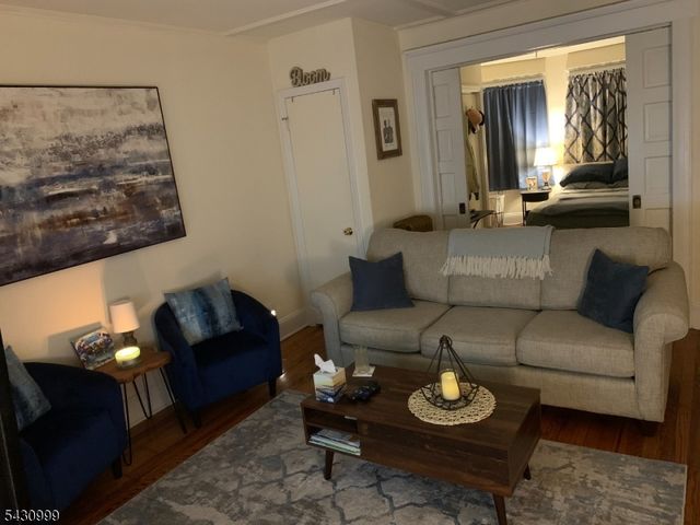 37 Broad St, Flemington Boro, NJ 08822