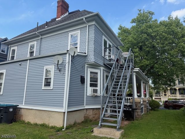 37 Broad St, Flemington Boro, NJ 08822