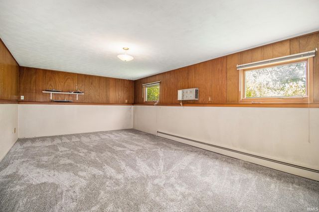 52882 Camellia Drive, South Bend, IN 46637