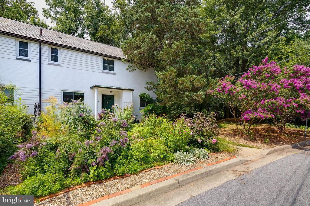 2-B RIDGE RD, Greenbelt, MD 20770