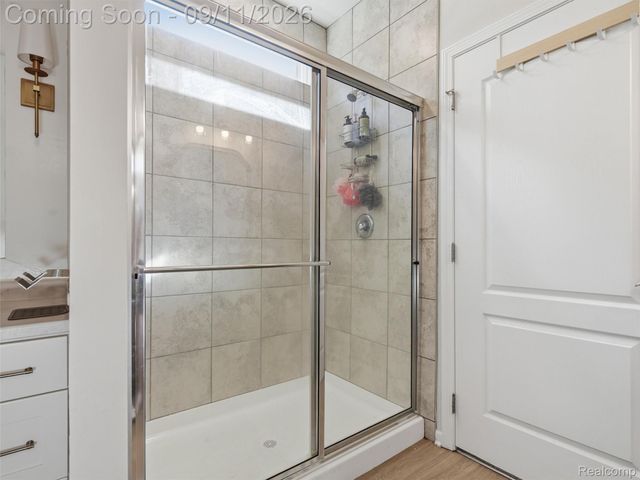 1060 Spring Trail Court, Brighton, MI 48116