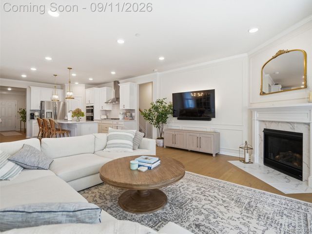 1060 Spring Trail Court, Brighton, MI 48116