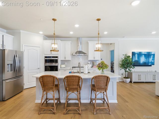 1060 Spring Trail Court, Brighton, MI 48116