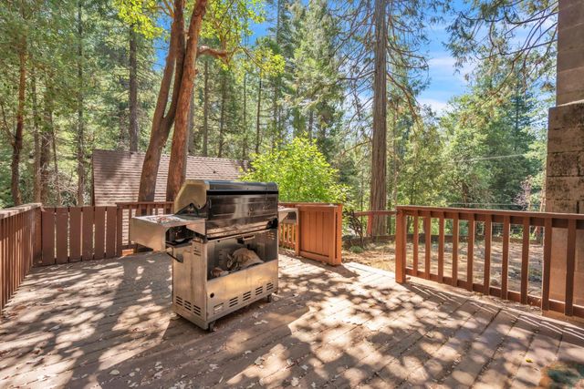 17017 Oregon Hill Rd, Challenge, CA 95925