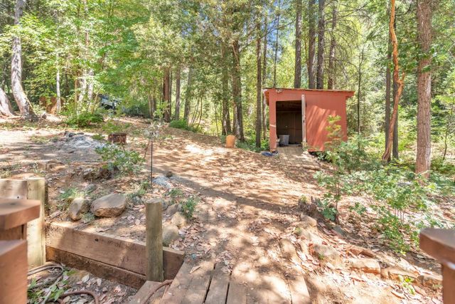 17017 Oregon Hill Rd, Challenge, CA 95925