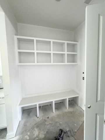 1721 Merkel Rd, Columbia, TN 38401