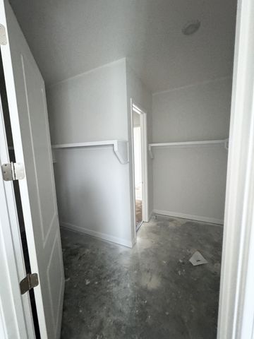 1721 Merkel Rd, Columbia, TN 38401