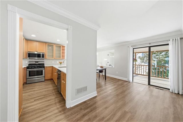 1210 Brookhaven Woods Court NE, Atlanta, GA 30319