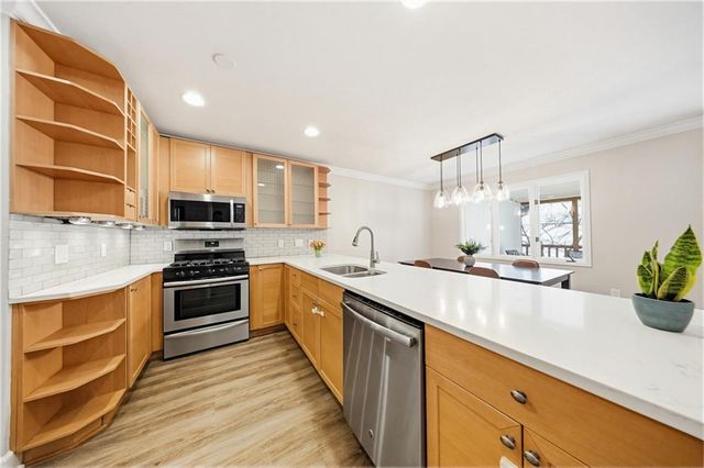 1210 Brookhaven Woods Court NE, Atlanta, GA 30319