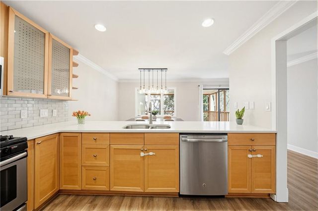 1210 Brookhaven Woods Court NE, Atlanta, GA 30319