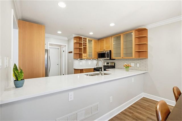 1210 Brookhaven Woods Court NE, Atlanta, GA 30319