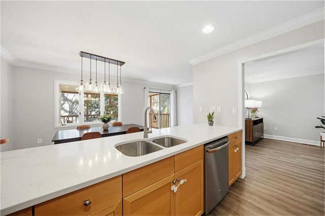 1210 Brookhaven Woods Court NE, Atlanta, GA 30319