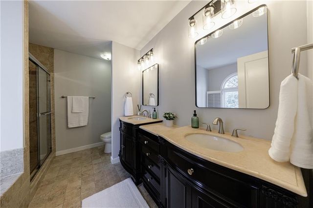 1210 Brookhaven Woods Court NE, Atlanta, GA 30319