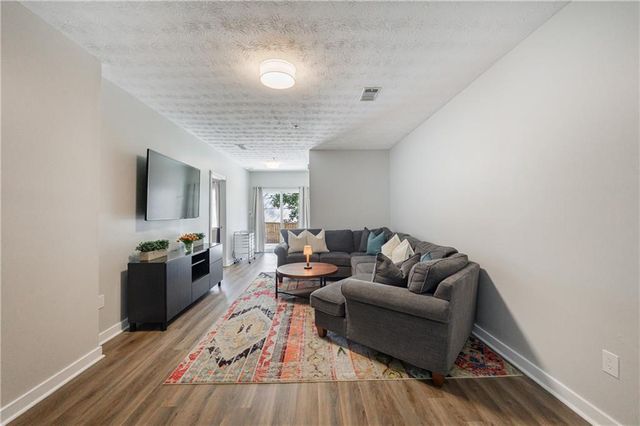 1210 Brookhaven Woods Court NE, Atlanta, GA 30319