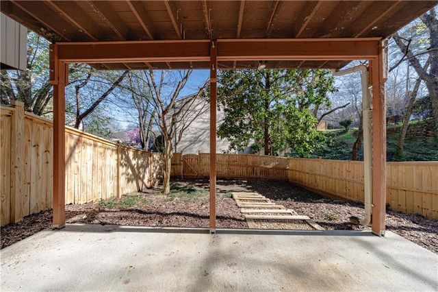 1210 Brookhaven Woods Court NE, Atlanta, GA 30319