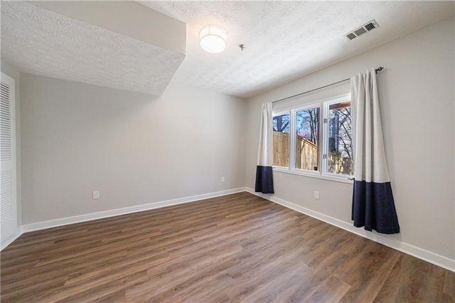 1210 Brookhaven Woods Court NE, Atlanta, GA 30319