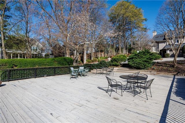 1210 Brookhaven Woods Court NE, Atlanta, GA 30319