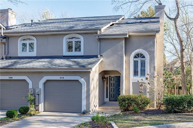 1210 Brookhaven Woods Court NE, Atlanta, GA 30319