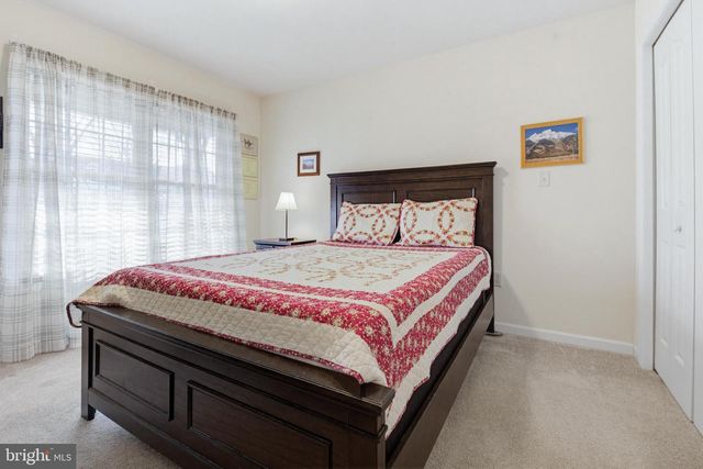 730 HEATHER RDG, Manheim, PA 17545