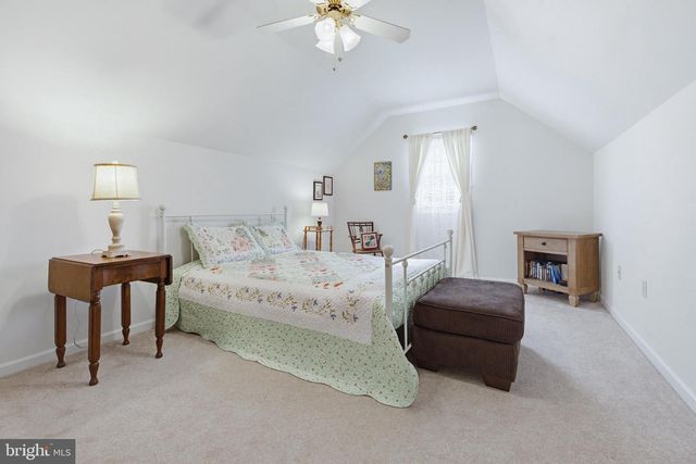 730 HEATHER RDG, Manheim, PA 17545