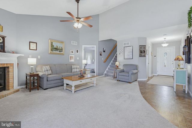 730 HEATHER RDG, Manheim, PA 17545