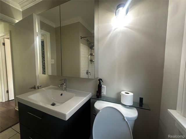 4614 Olivia Avenue, Royal Oak, MI 48073