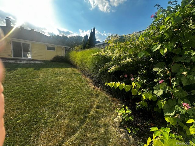 4614 Olivia Avenue, Royal Oak, MI 48073