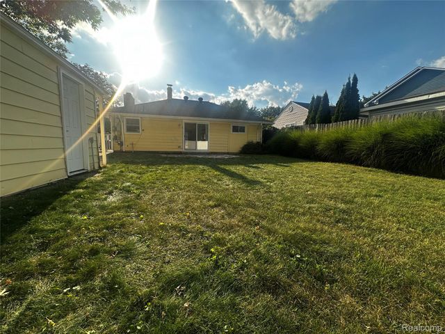 4614 Olivia Avenue, Royal Oak, MI 48073