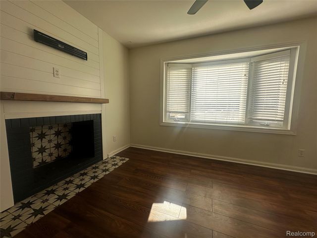 4614 Olivia Avenue, Royal Oak, MI 48073