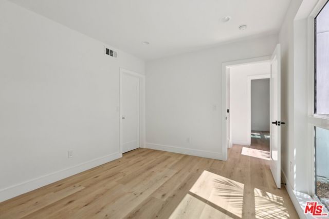 2111 Holly Drive, Los Angeles, CA 90068